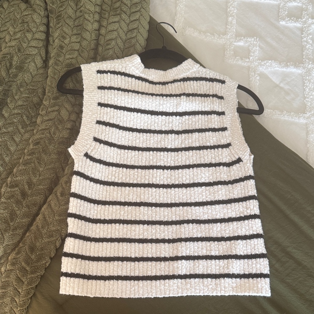 Madewell Black and White Striped Sleeveless Sweater - Picture 3 of 3